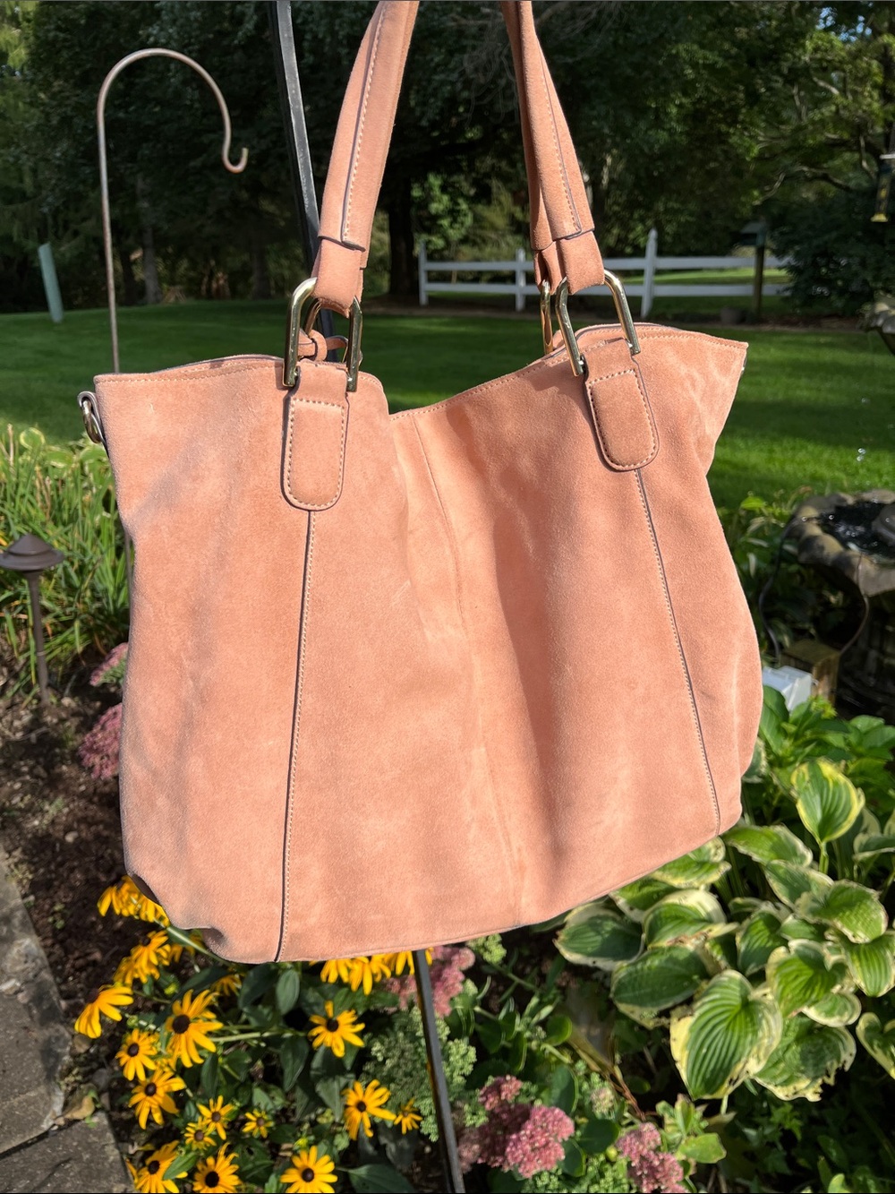 Elegant Blush Pink Suede Tote Handbag - Picture 3 of 11